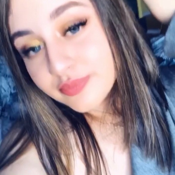 Meet your Posher, Maya - Picture 1 of 1